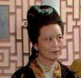 红楼梦晴雯离开贾府时贾母也没阻拦，是为何?