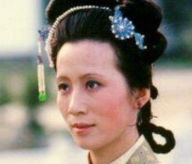 红楼梦李纨的性格怎么样？为何说她是个精明的人？