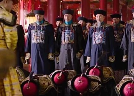 历史上嘉庆的口碑并不是很差 清朝为何在他手里走向衰落