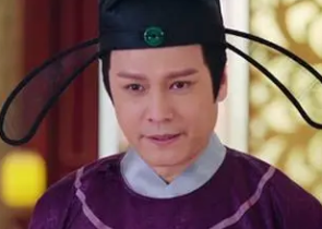 窦怀贞：唐朝时期宰相，为谄媚逢迎迎娶韦皇后乳母
