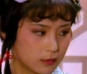 红楼梦玫瑰露事件后，贾环与彩云之间的关系有何变化？
