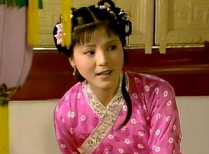 红楼梦中，薛宝钗四试花袭人，为了金玉良缘竭尽所能