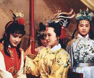 红楼梦大观园建成之后，贾环并没有搬进去是为什么？