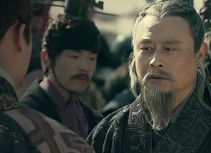 李斯辅佐过秦始皇统一天下 李斯死后为什么会被剁成肉酱