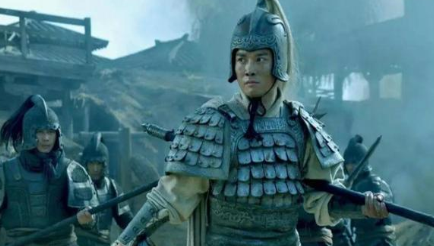 在武功和军事能力两方面，五子良将和五虎上将谁厉害？