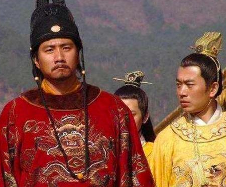 朱元璋当上皇帝之后 朱元璋是害怕谋反才杀大臣的吗