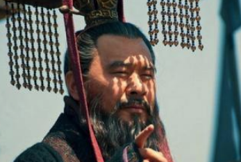 孙权为何会主动劝曹操称帝呢？他的目的是什么？
