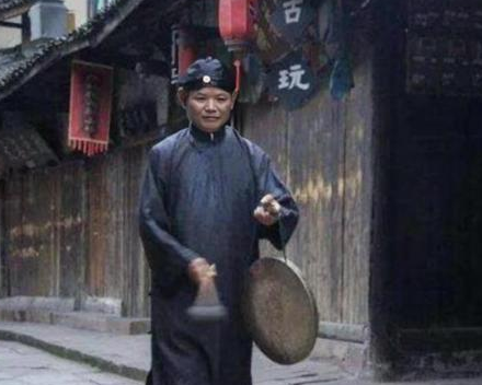 古代打更都是在深夜打更 古人就不怕吵醒老百姓吗