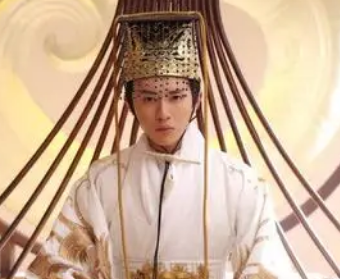 刘子业在历史上是个什么样的皇帝？与刘英媚之间是关系？