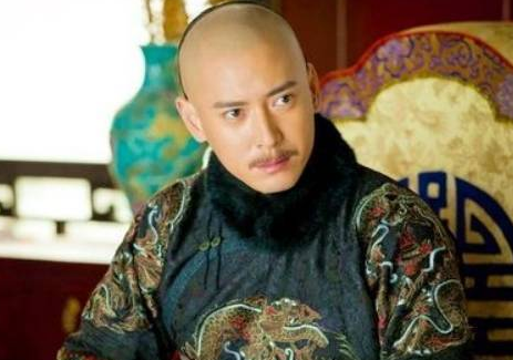 多尔衮独揽大权为什么不做皇帝 多尔衮对皇位不感兴趣吗