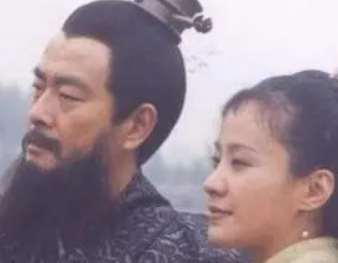 历史上曹操为何要赎回蔡文姬？真相是什么？