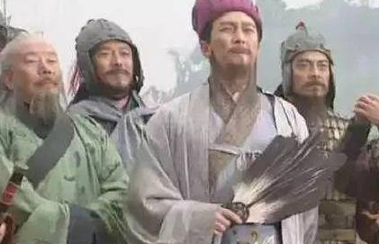 诸葛亮和庞统外号卧龙凤雏 司马的外号又叫做什么