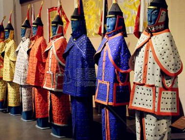 清朝的八旗旗主们有什么能让大臣们毕恭毕敬的特殊权力吗？