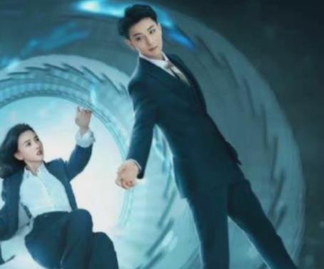 《才不要和老板谈恋爱》主演是谁？讲述了什么故事？