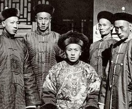 清朝灭亡之后 皇宫里边的格格是什么下场