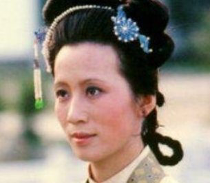 红楼梦李纨是如何在贾府中生存下去的？有何智慧?