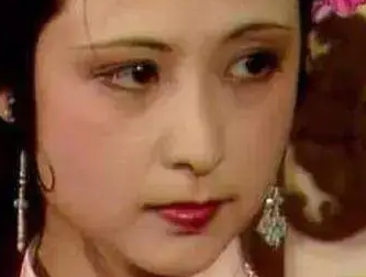 红楼梦尤二姐死后，尤氏都做了哪些事情？