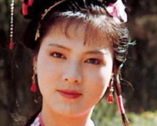 红楼梦宝玉与袭人之间的感情有何变化？为何会这样