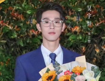 《香蕉先生不睡觉》主要讲述了什么故事？
