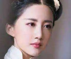 历史上贞妃董鄂氏是什么结局？为何会被迫殉葬？