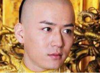 历史上鳌拜会被康熙除掉，到底是因为什么？