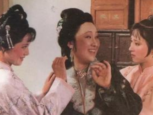红楼梦中薛家一直借住在贾府到底是因为什么?