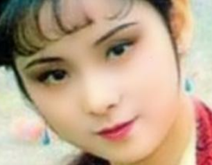红楼梦宝玉为何要将晴雯赶出贾府？袭人知道后是什么表现？