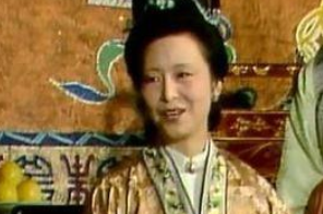 《红楼梦》中最精明的贾府小姐是哪一个？