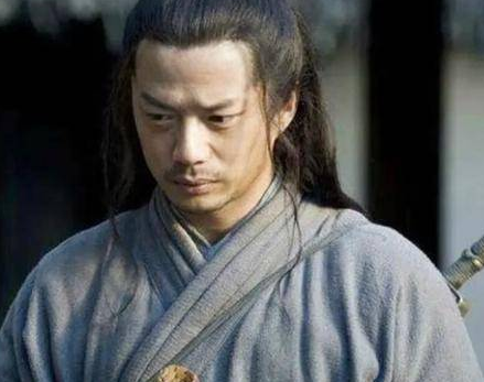 韩信当初手握着几十万大军 韩信为何始终没有反叛