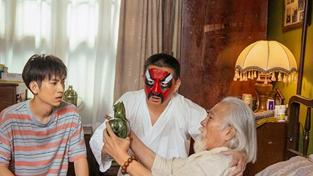 《张卫国的夏天》为什么要摔瓷马 原因是什么