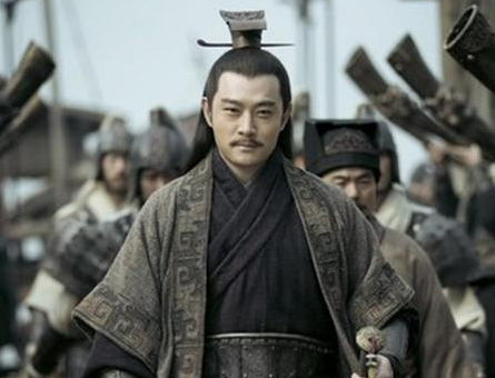 诸葛亮和周瑜相比 两人到底谁更胜一筹