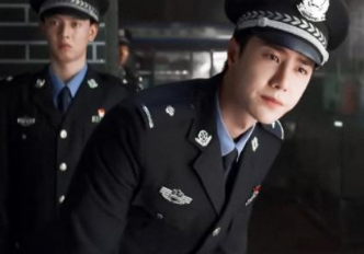 《冰雨火》王一博首次饰演警察，演技进步很大，台词还需多加练习