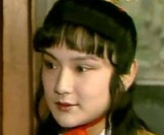红楼梦中宝玉去栊翠庵喝茶时，不愿喝妙玉喝过的杯子是为何？