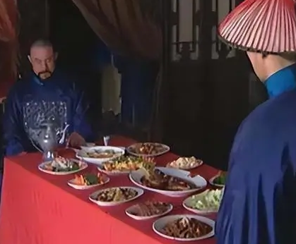 年羹尧一天开支就是两三万两白银 年羹尧是怎么花掉的