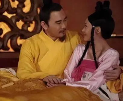 朱温明明有自己的亲生儿子 朱温为何还要传位给义子