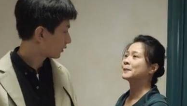 《底线》周亦安父亲终于现身，叶芯帮人讨回公道