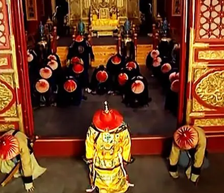 雍正作为康熙和乾隆中间的皇帝 雍正名气为何比不上两人