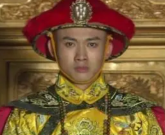 乾隆继位后，是如何治理国家的？