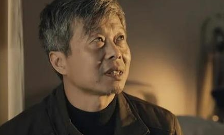 《促醒者》胡三为什么会晕倒 原因是什么