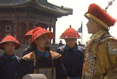 曹家备受恩宠，最后为何会被抄家呢？