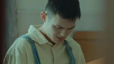 《回来的女儿》李文卓是不是有双重人格？他为什么掐死小秀？