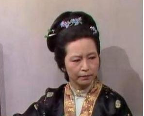 红楼梦中王夫人与王熙凤同出王家，为何关系不好？