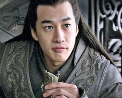 吕布被抓后原本曹操想放其一马 刘备为什么建议弄死吕布