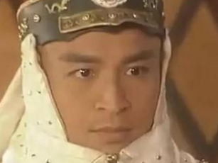 清朝时期为何会出现后宫干政的情况？有何影响?