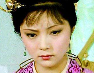 红楼梦中有几对兄妹？感情最好的是谁？