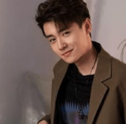 《余生请多指教》三三和顾肖是怎么认识的 两人最后在一起了吗