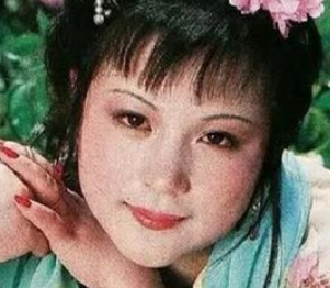红楼梦史湘云离开贾府时为何只带走了三枚戒指?