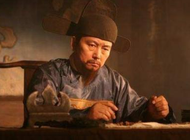 明代名臣彭时的家世如何？他在怎样的环境下长大的？