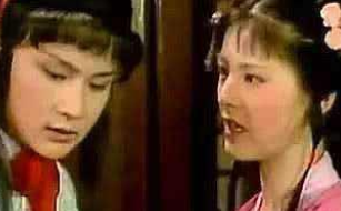《红楼梦》贾宝玉对袭人有没有过一丝真情？