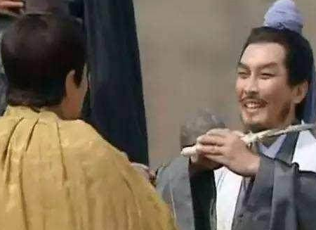 刘备的第一个军事是谁 他最后的下场是什么